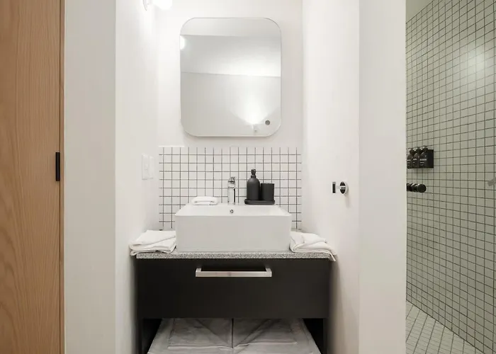 Par 203 Apartment
